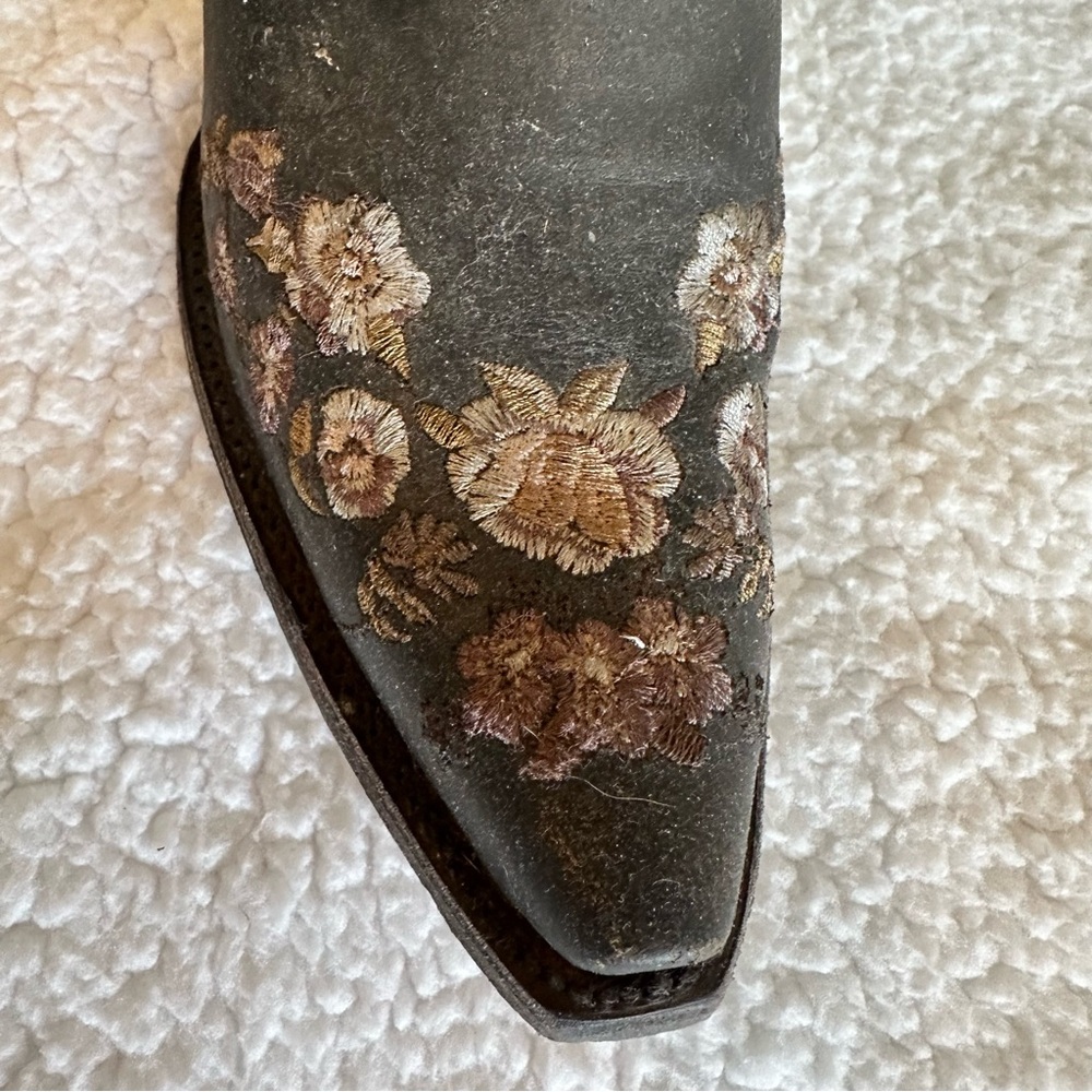 Women’s Cavender Distressed Embroidered Boots - Picture 3 of 9